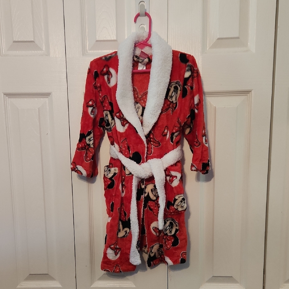 ✨️ 2/$20 // DISNEY: Minnie Mouse Plush Robe